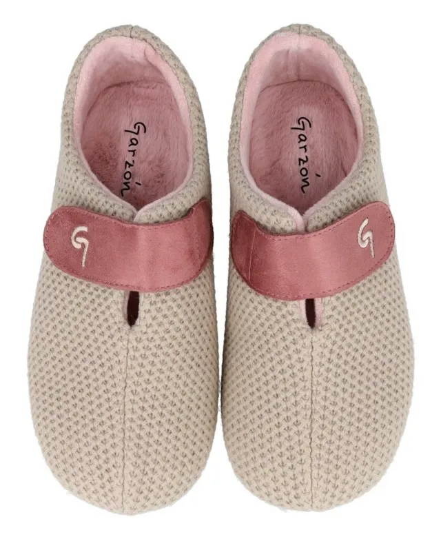 zapatillas-cerradas-con-velcro-garzon-5887291 (1).webp