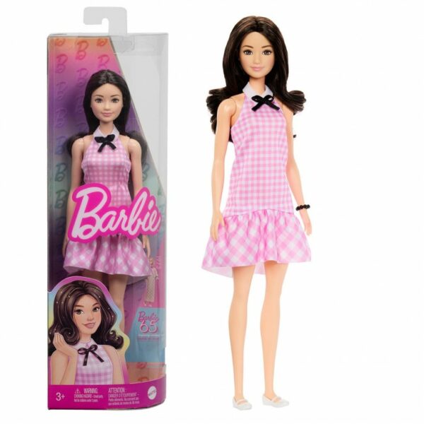 Nina de moda Barbie