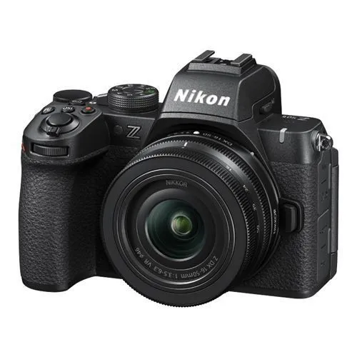 Cámara EVIL Nikon Z50 II + Objetivo Nikon Z 16-50mm DX VR + Adaptador FTZII + Chaleco + Mochila + Tarjeta de 128GB